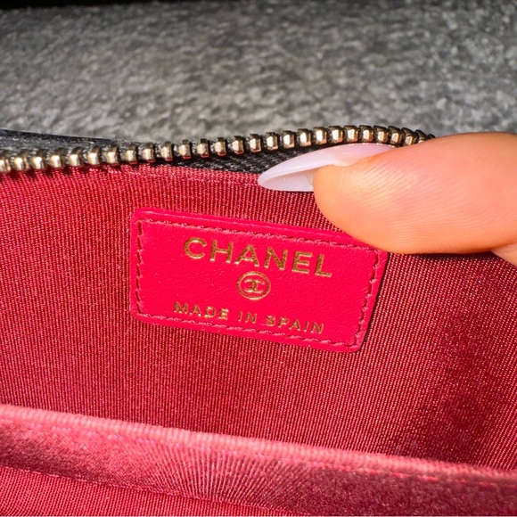 Chanel Card Wallet - Picture 3 of 7